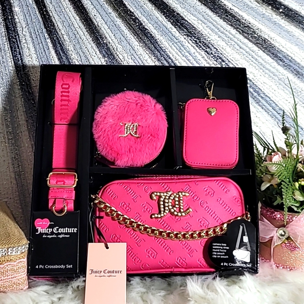 JUICY COUTURE  4 Pcs Camara Bag  Set NWB